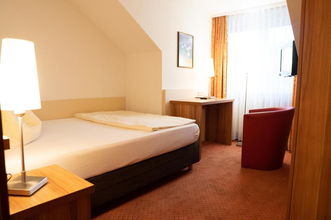 Hotel Jaegerhof Bad Hersfeld Exterior foto